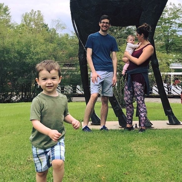 Meet your Posher, Ailene - Picture 1 of 1